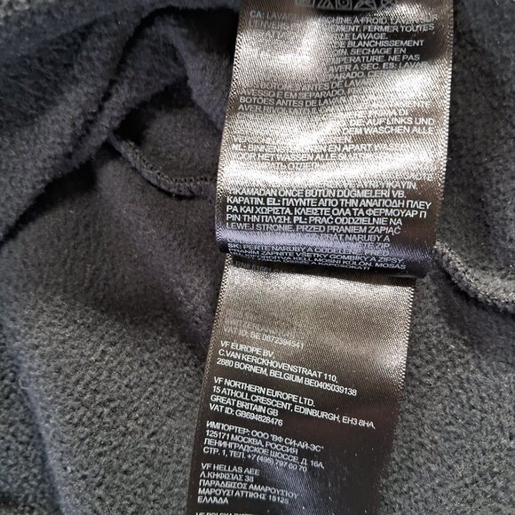 The North Face Black Fleece 1/4 Zip Sweater - Picture 10 of 11